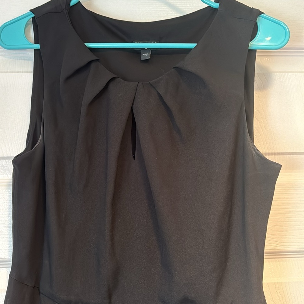Perfect LBD - Picture 2 of 4